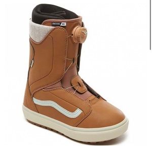 Vans Encore Snowboarding Boots